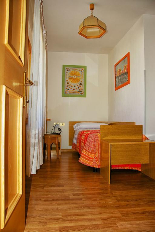 Albergo Ristorante Iris Auronzo di Cadore Pokój zdjęcie