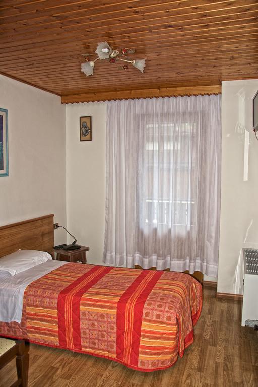 Albergo Ristorante Iris Auronzo di Cadore Pokój zdjęcie